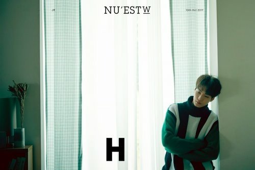 2017.10.11 뉴이스트 W (NU’EST W) 首張迷你專輯 『W, HERE』 發行資訊: