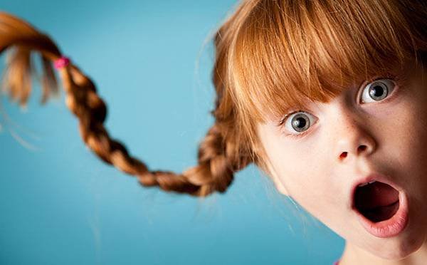 braid-surprised-girl-690px