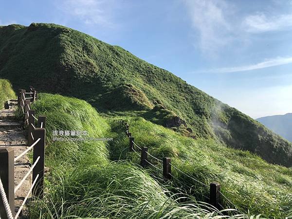 【台北大縱走3】七星山_34小油坑步道改道，原本為下方路徑，現已封閉.jpg