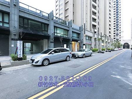 52椰林昂安興國小大面寬6米朝南金店面