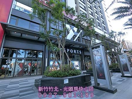 40雲智匯-1樓店面.jpg