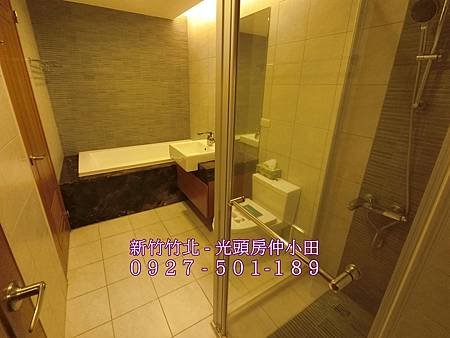 33三上時上高樓層朝南2房+平車.jpg