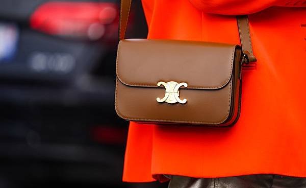 brown-leather-bag-is-seen-outside-akris-during-paris-news-photo-1585572511.jpg