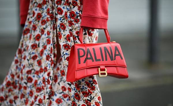 palina-kozyrava-wearing-vetements-shoes-and-hoodie-zara-news-photo-1585628421.jpg