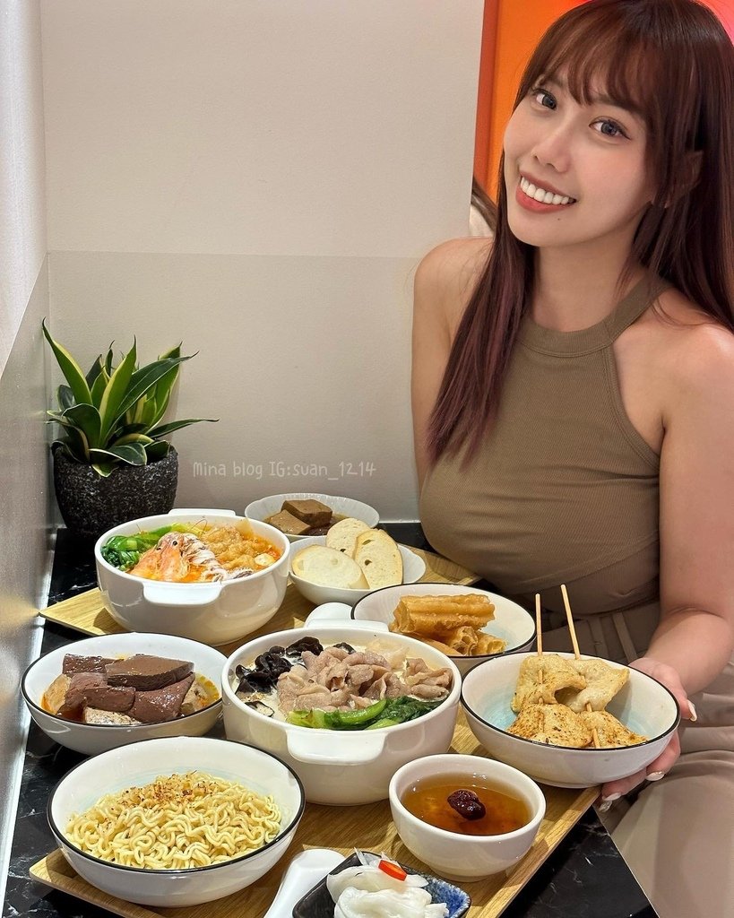 《高雄食記》Eight hot 不一樣的麻辣燙｜特色麻奶鍋物