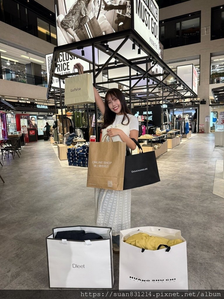 《搶翻天！》OUTLET倒貨祭開跑🎉 男女服飾庫存1折出清，