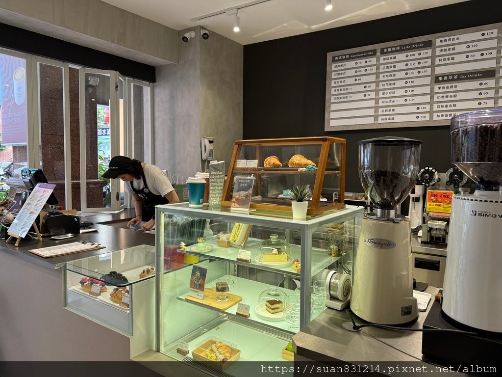 《台中食記》芮可咖啡 × 隱身巷弄的職人手作咖啡店｜推薦咖啡