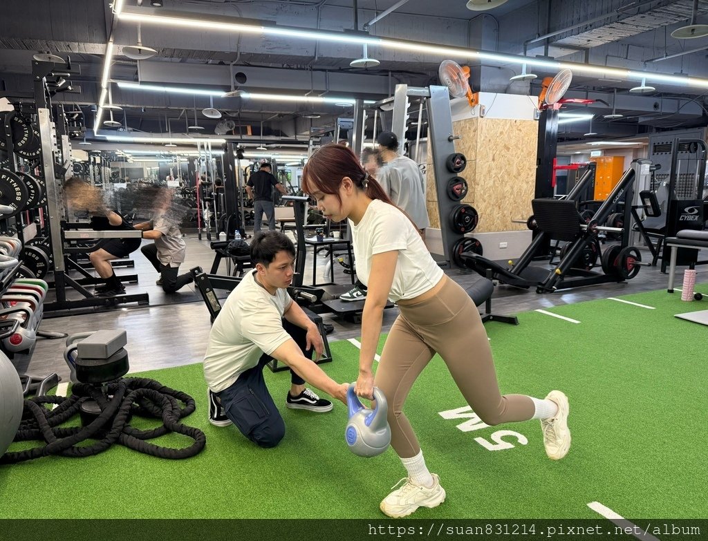 《開箱健身房》宅健身Ｚworkout｜中山區新開幕健身房 ×