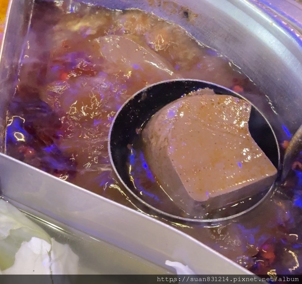 《台北食記》天外天精緻麻辣火鍋｜招牌特色賓士鍋｜最便宜只要$