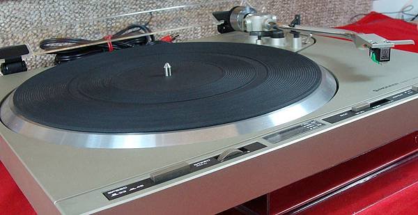 PIONEER PL-255.jpg