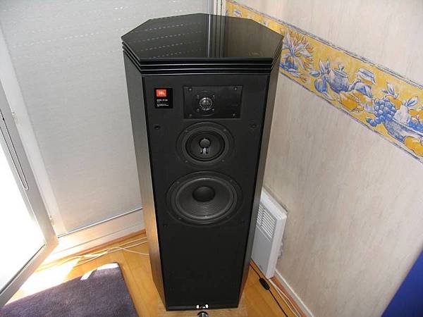 JBL HP580.jpg