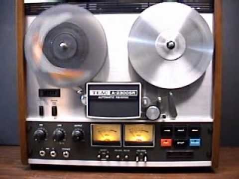 TEAC A-2300SR.jpg