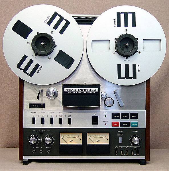 TEAC A-6100MK II.jpg