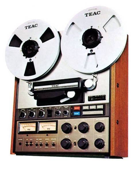 TEAC A-7300.jpg