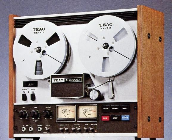 TEAC A-2300SX-01.jpg