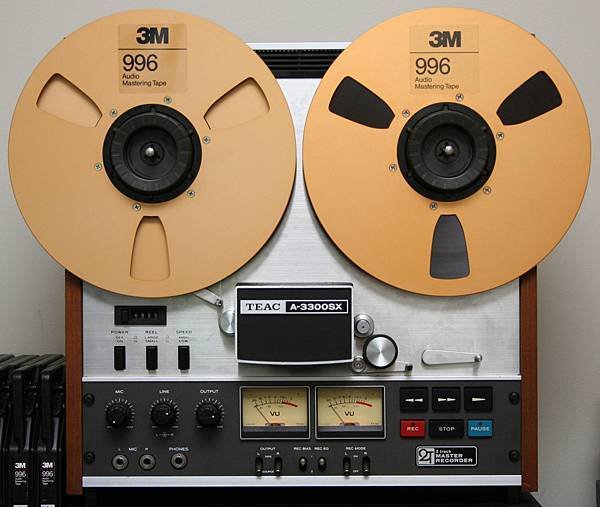 TEAC A-3300SX-2T-01.jpg