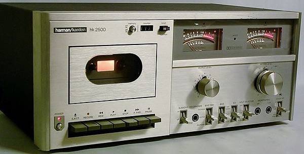 Harman Krdon HK 2500.jpg