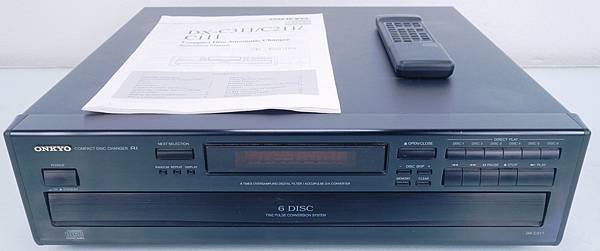 ONKYO DX-C211.jpg