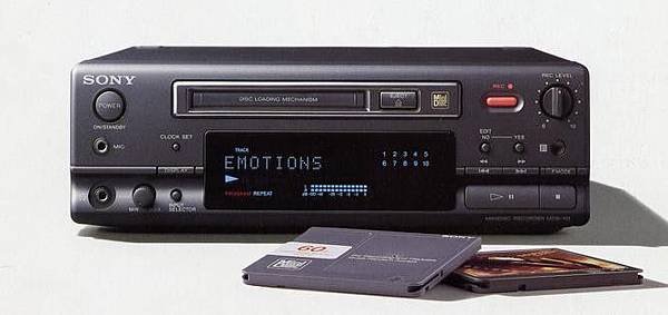 SONY MDS-101.jpg