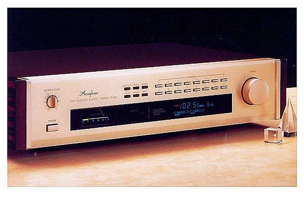 ACCUPHASE T-108.jpg