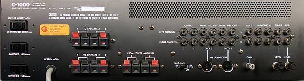 luxman-c1000-back.jpg