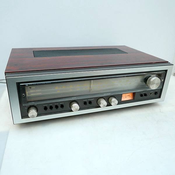 LUXMAN R-1033.jpg