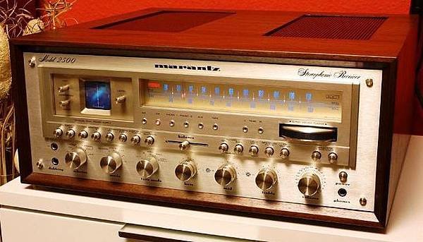 Marantz Model 2500.jpg