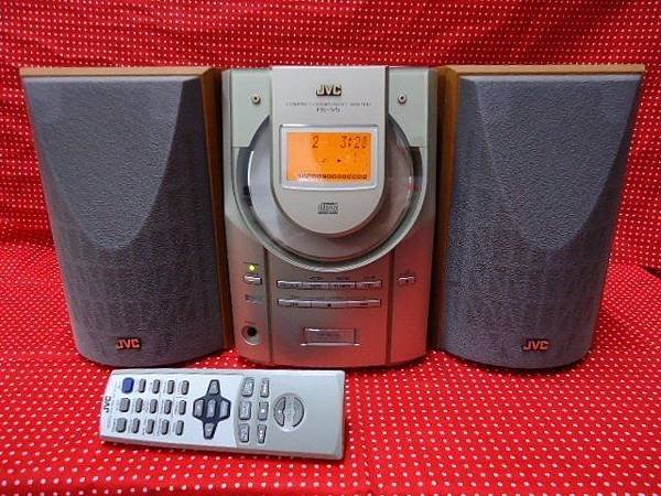 JVC V5.jpg