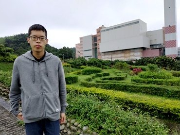 1208825680_o.jpg