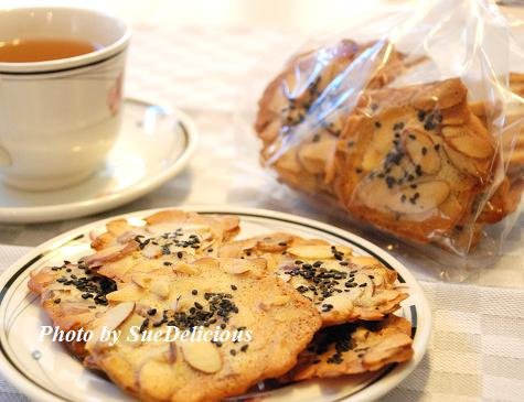 芝麻杏仁脆片 (Almond Crisps with Sesame)