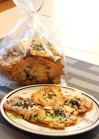 芝麻杏仁脆片 (Almond Crisps with Sesame)