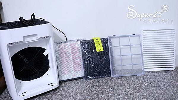 飛利浦奈米級抗敏空氣清淨機AC5659開箱19.jpg