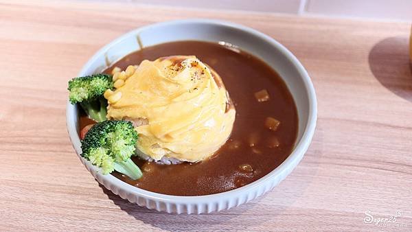 桃園eat益咖哩15.jpg