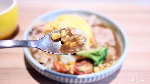 桃園eat益咖哩22.jpg
