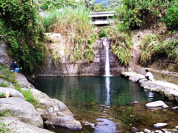 69雲林石壁遊龍湖步道.jpg