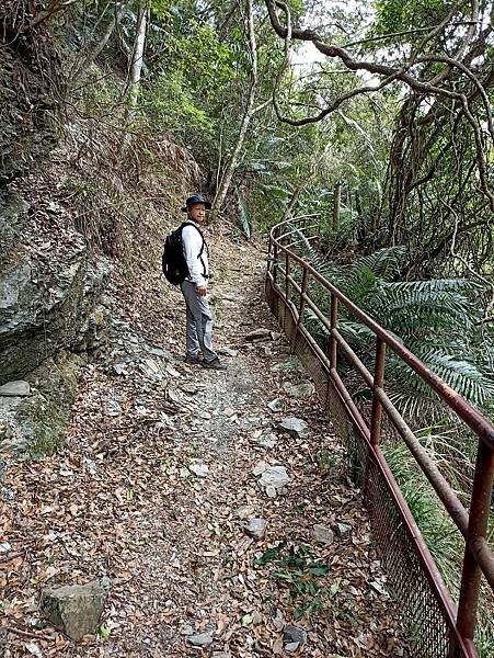 30花蓮太魯閣綠水(合流)步道.jpg