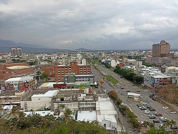 9台東市區鯉魚山步道.jpg