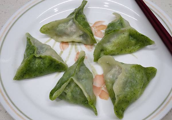 IMG-8650(2)菠菜豆腐蒸餃.jpg
