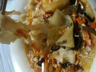 酸辣刀削麵~好吃!