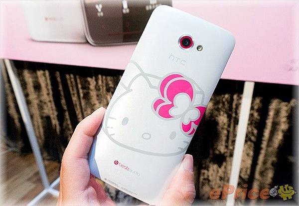 HTC Butterfly s Hello Kitty5