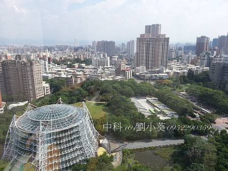 台中市北區豪宅山璞植物園超值大三房雙車露臺戶~永慶101劉小葵0952290359