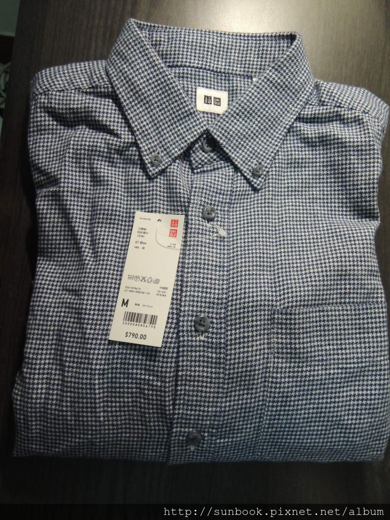 uniqlo法蘭絨襯衫開箱文1.JPG