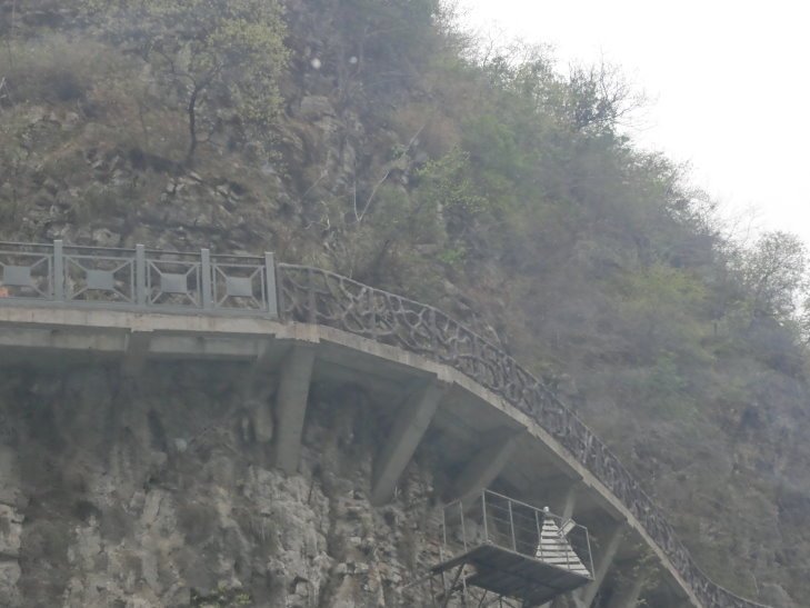 80-小三峽-仿古棧道.jpg