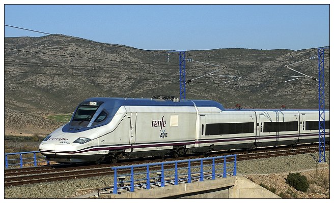 BT-3231-AVE_Spain.jpg