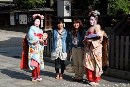 遊客與京都藝妓