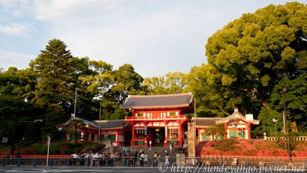 八坂神社