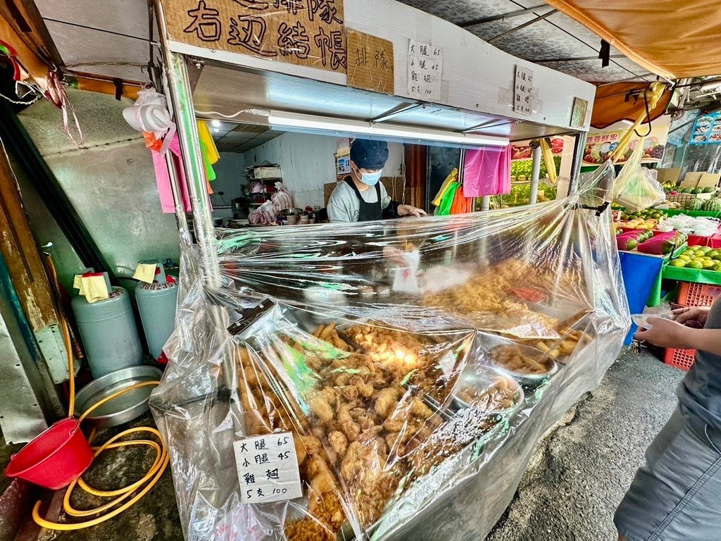 【大溪市場美食】市場旁達摩麵店，市場內小點美食