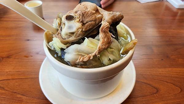 【台北美食】雙月食品社/藍家割包/默潮青蛙撞奶
