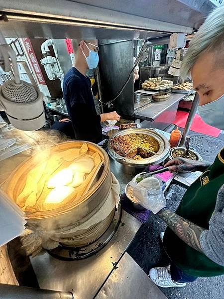 【台北美食】雙月食品社/藍家割包/默潮青蛙撞奶