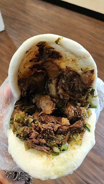 【台北美食】雙月食品社/藍家割包/默潮青蛙撞奶